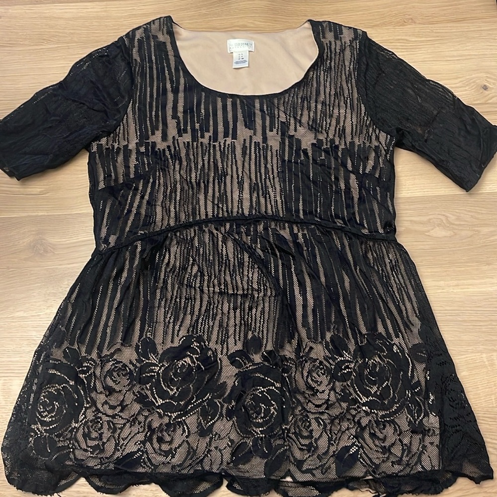 Elegant Maternity Blouse
